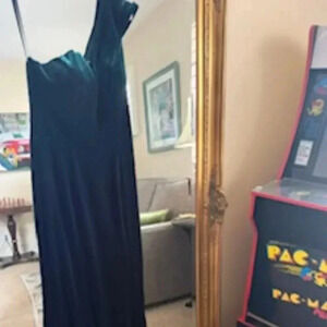 AQUA FORMAL  Velvet One-Shoulder Gown - 100% Exclusive